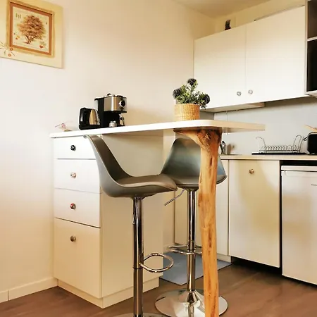 Cosy - Vue - Grande Piscine - Au Calme Apartment